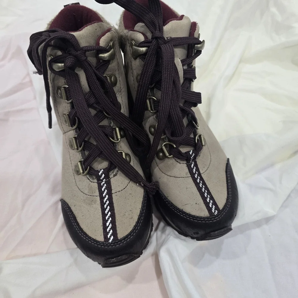 L.L.Bean Kids Snow Sneaker Boots Waterproof Primaloft 200g Multicolor Size 1